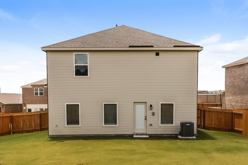2,160/Mo, 706 Princeton Heights Blvd Princeton, TX 75407 Rear View