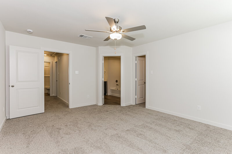 2,276/Mo, 422 Watson Ct Venus, TX 76084 Main Bedroom View 2