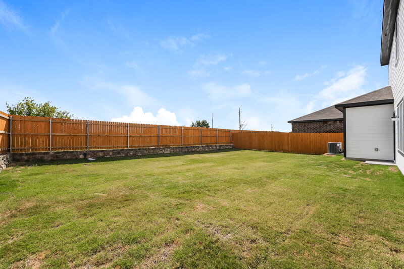 2,195/Mo, 301 Patton Ln Venus, TX 76084 Backyard View