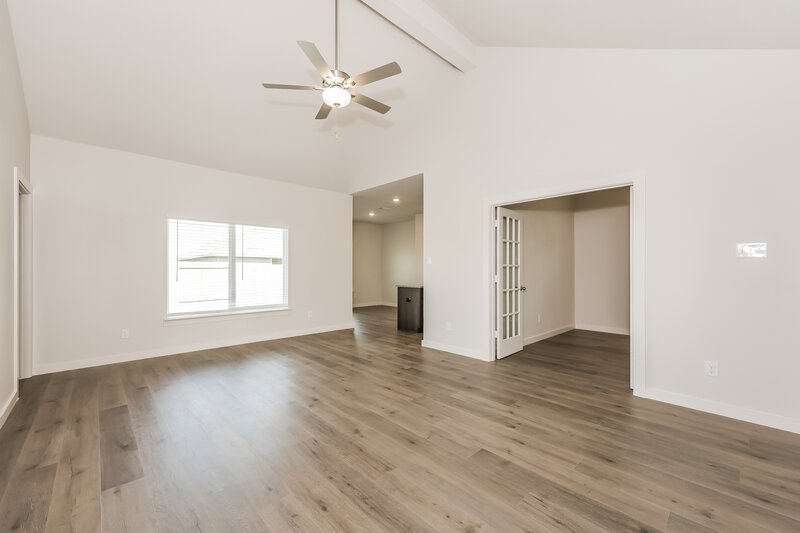 2,300/Mo, 309 Julian Davis Dr Venus, TX 76084 Living Room View