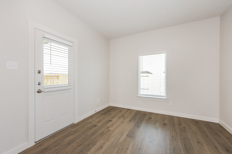2,300/Mo, 309 Julian Davis Dr Venus, TX 76084 Dining Room View