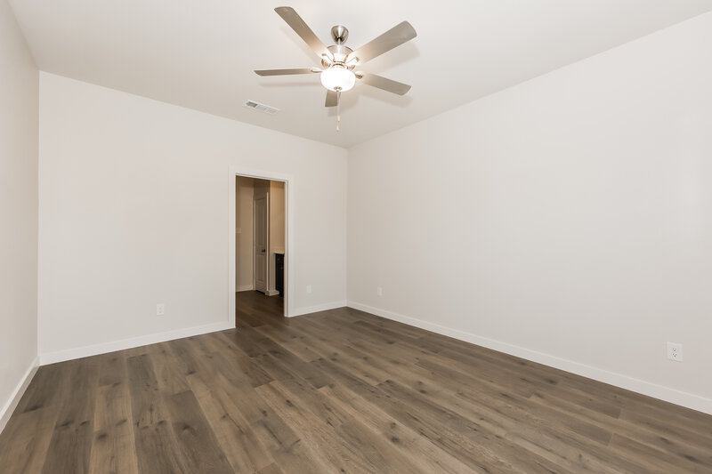 2,300/Mo, 309 Julian Davis Dr Venus, TX 76084 Main Bedroom View