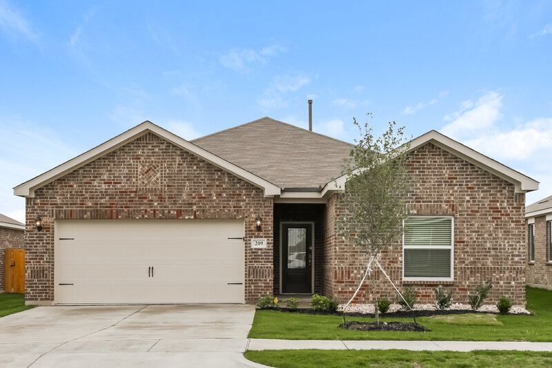 2,300/Mo, 209 Julian Davis Dr Venus, TX 76084 External View