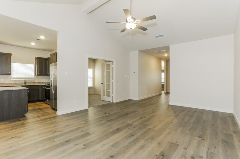 2,300/Mo, 209 Julian Davis Dr Venus, TX 76084 Misc View 3