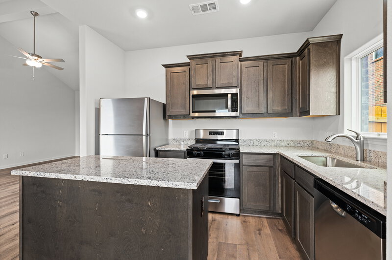 2,310/Mo, 212 Julian Davis Dr Venus, TX 76084 Misc View 4