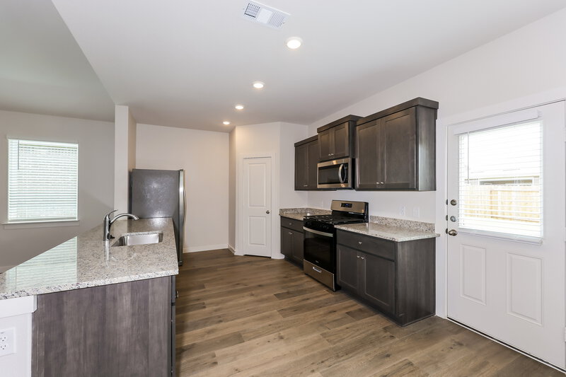 2,355/Mo, 315 Julian Davis Dr Venus, TX 76084 Misc View 5