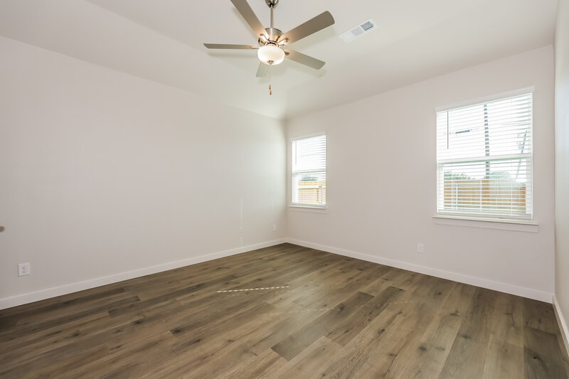 2,355/Mo, 313 Patton Ln Venus, TX 76084 Main Bedroom View