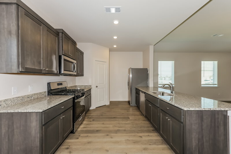 2,355/Mo, 231 Patton Ln Venus, TX 76084 Kitchen View