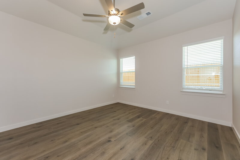 2,355/Mo, 231 Patton Ln Venus, TX 76084 Main Bedroom View
