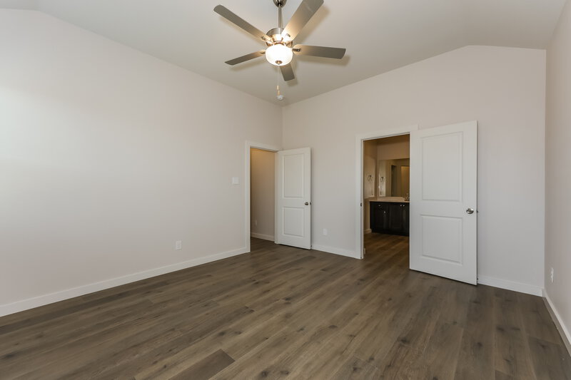 2,355/Mo, 231 Patton Ln Venus, TX 76084 Main Bedroom View 2