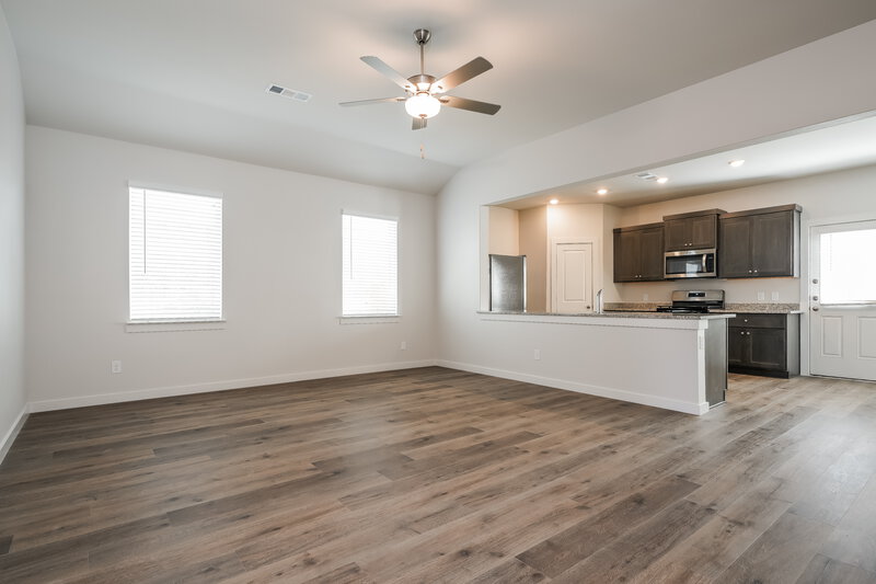 2,355/Mo, 105 Condie Russell Ave Venus, TX 76084 Living Room View
