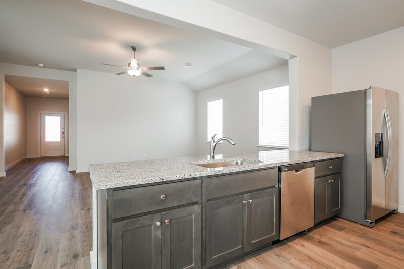 2,355/Mo, 105 Condie Russell Ave Venus, TX 76084 Kitchen View
