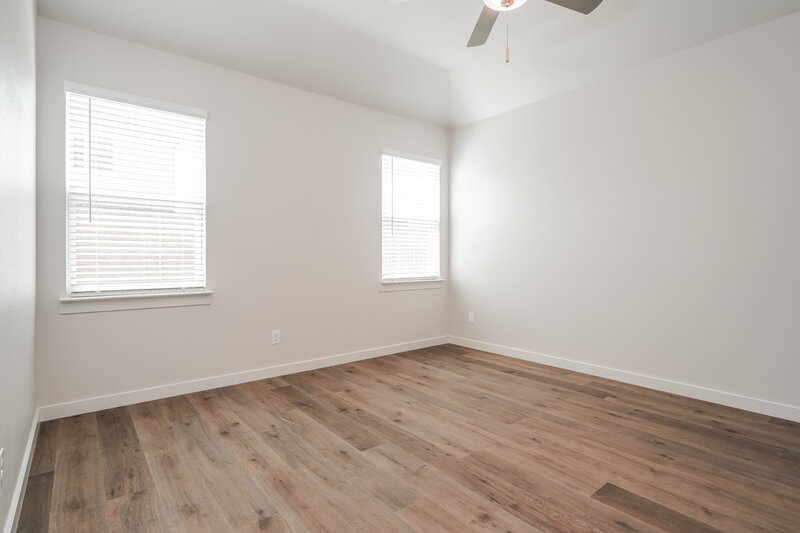 2,355/Mo, 105 Condie Russell Ave Venus, TX 76084 Main Bedroom View