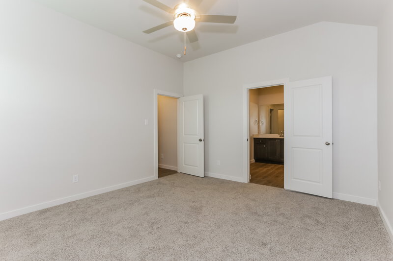 2,355/Mo, 208 Julian Davis Dr Venus, TX 76084 Main Bedroom View 2