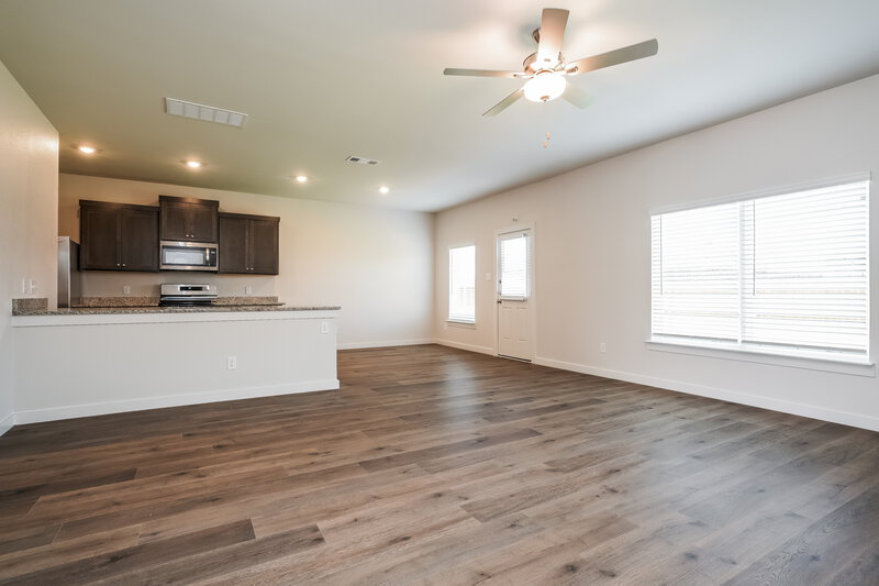 2,445/Mo, 310 Patton Ln Venus, TX 76084 Living Room View