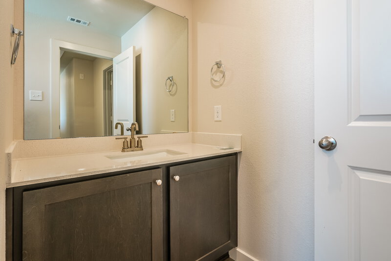 2,445/Mo, 310 Patton Ln Venus, TX 76084 Bathroom View 2