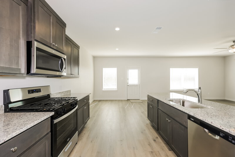2,370/Mo, 229 Patton Ln Venus, TX 76084 Kitchen View 2