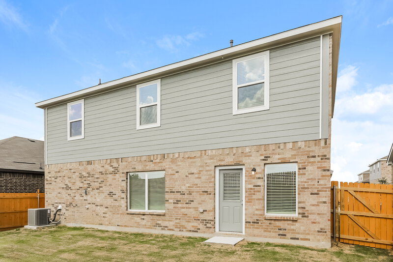 2,370/Mo, 229 Patton Ln Venus, TX 76084 Rear View 2