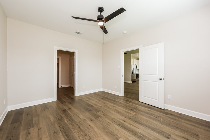2,135/Mo, 345 Magnolia Blvd Hutchins, TX 75141 Main Bedroom View