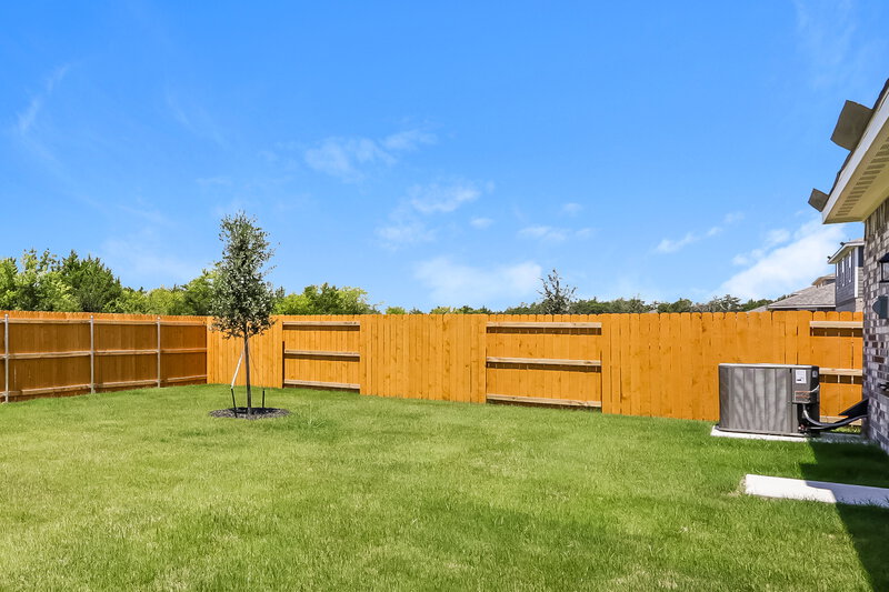 2,350/Mo, 313 Magnolia Blvd Hutchins, TX 75141 Rear View
