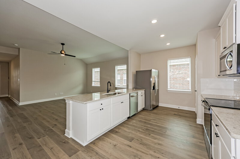 2,400/Mo, 312 Live Oak Ln Hutchins, TX 75141 Dining Room View 2