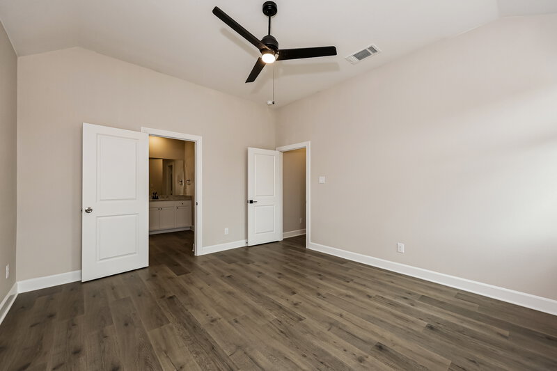 2,400/Mo, 312 Live Oak Ln Hutchins, TX 75141 Main Bedroom View