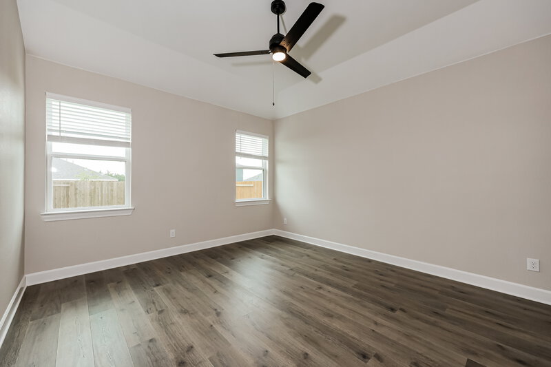 2,400/Mo, 312 Live Oak Ln Hutchins, TX 75141 Main Bedroom View 2