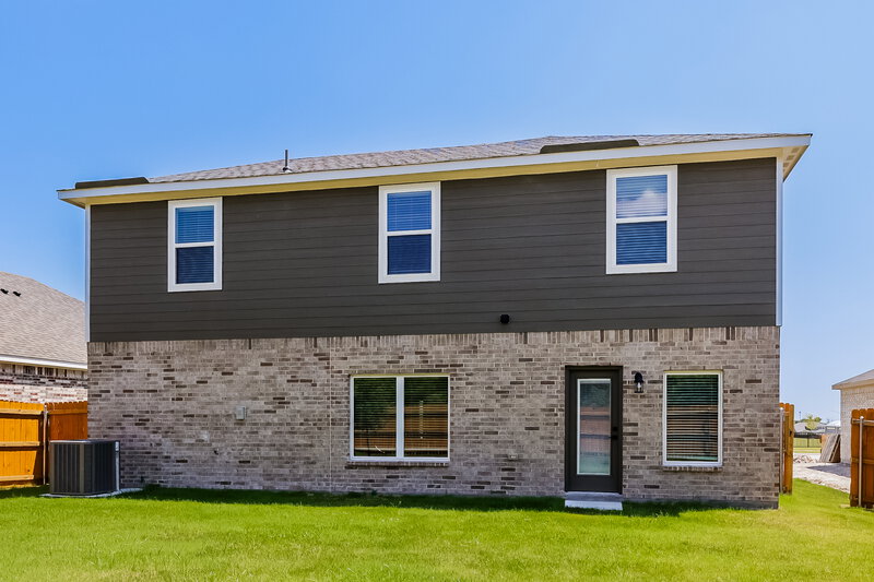 2,585/Mo, 309 Magnolia Blvd Hutchins, TX 75141 Rear View