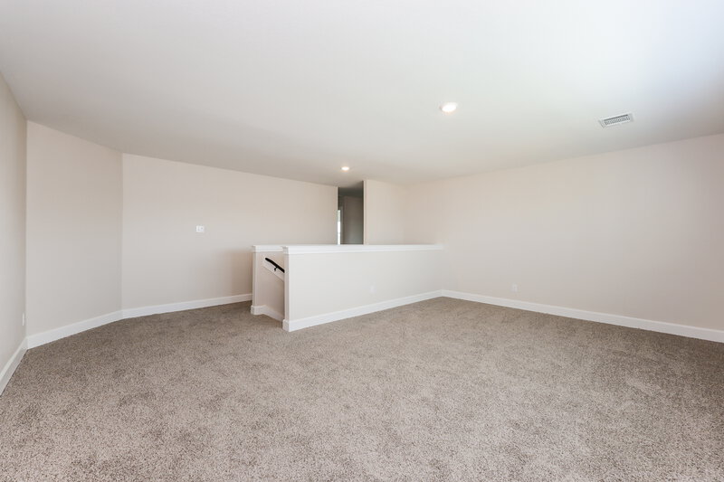 2,635/Mo, 1013 Holly Dr Hutchins, TX 75141 Loft View