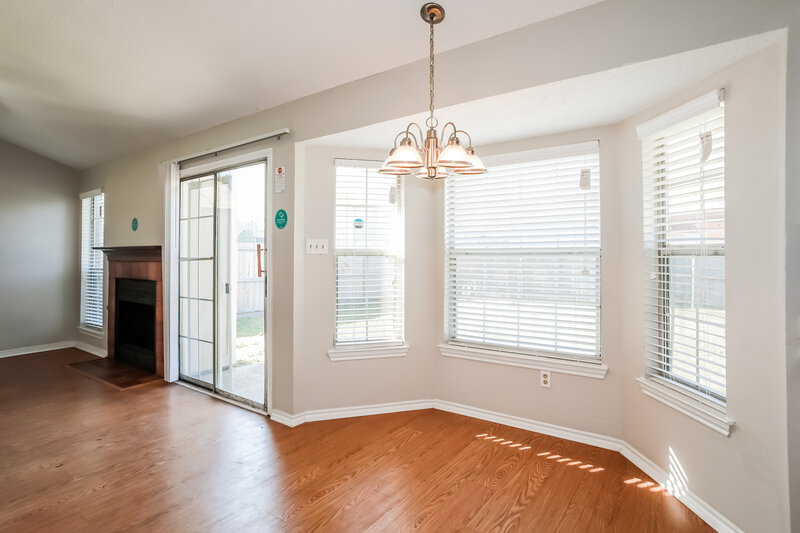 2,630/Mo, 3301 Wilmington Dr Grand Prairie, TX 75052 Dining Room View