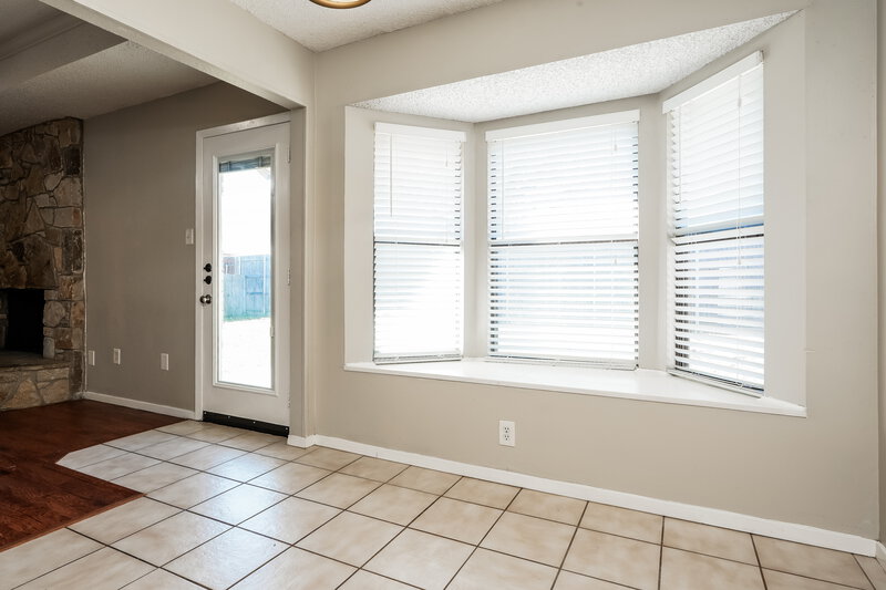 1,890/Mo, 6214 Lotus Dr Arlington, TX 76001 Breakfast Nook View