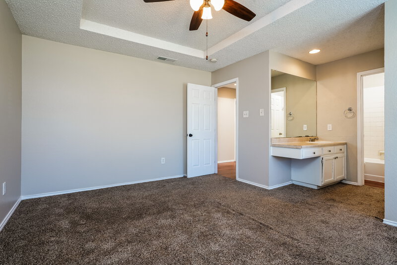 1,890/Mo, 6214 Lotus Dr Arlington, TX 76001 Main Bedroom View 2