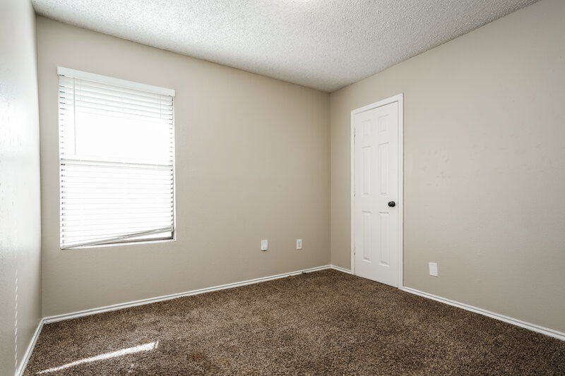1,890/Mo, 6214 Lotus Dr Arlington, TX 76001 Bedroom View