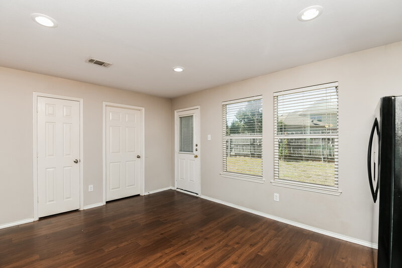 1,830/Mo, 10213 Feldspar Dr Fort Worth, TX 76131 Dining Room View