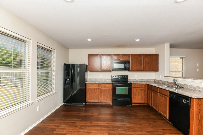 1,830/Mo, 10213 Feldspar Dr Fort Worth, TX 76131 Kitchen View