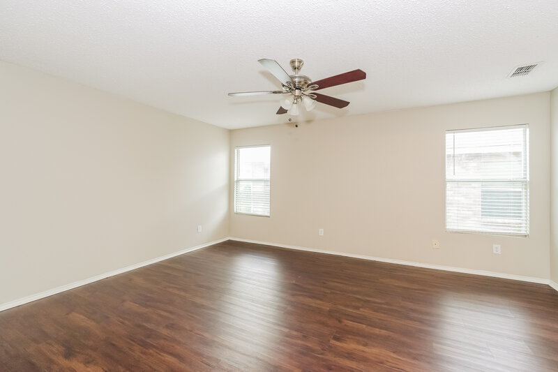 2,900/Mo, 5409 New Castleton Ln Fort Worth, TX 76135 Main Bedroom View 2