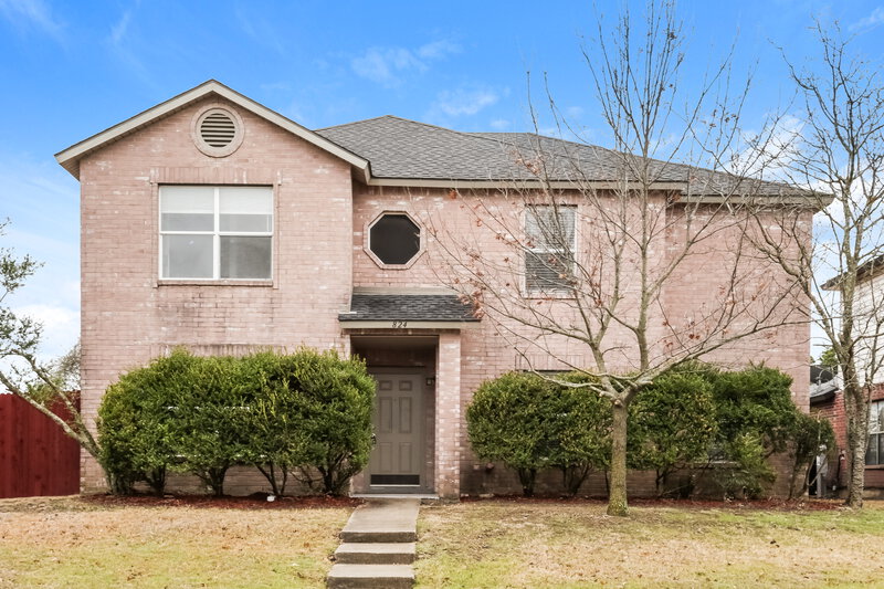 2,730/Mo, 824 Willow Wood Dr Cedar Hill, TX 75104 External View