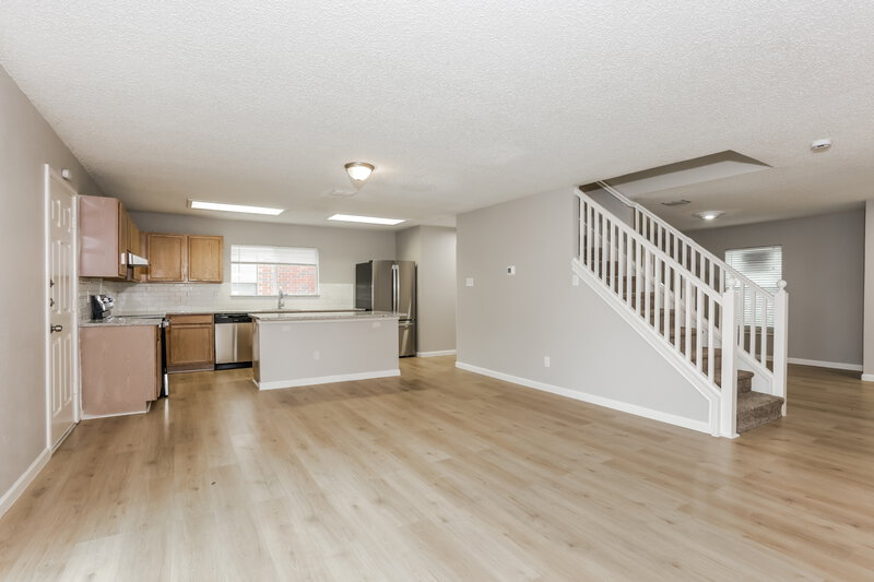 2,330/Mo, 824 Willow Wood Dr Cedar Hill, TX 75104 Living Room View