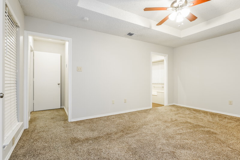 2,510/Mo, 6200 Sandybrook Dr Arlington, TX 76001 Main Bedroom View 2