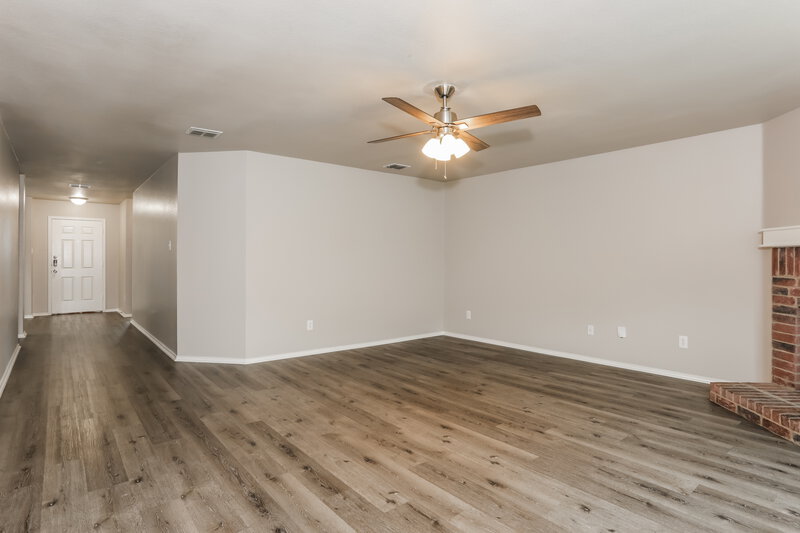 2,235/Mo, 1021 Badger Run Lancaster, TX 75134 Living Room View