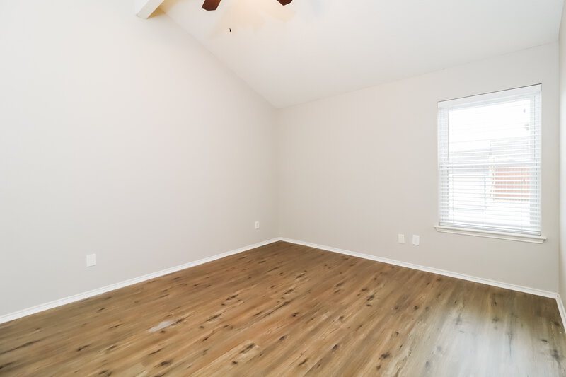 3,400/Mo, 6720 Copperwood Ct Arlington, TX 76001 Bedroom View