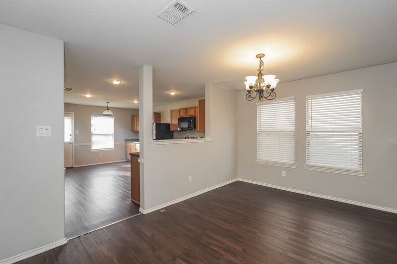 1,805/Mo, 2545 Grand Gulf Rd Fort Worth, TX 76123 Dining Room View