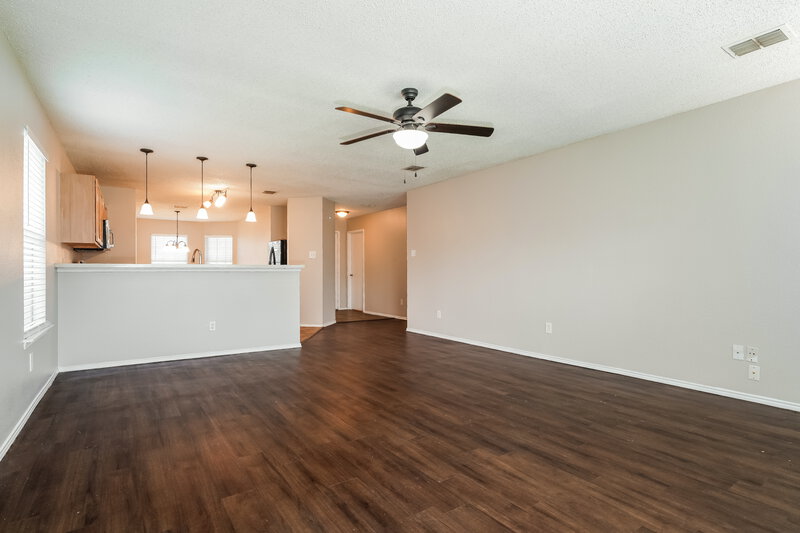 2,285/Mo, 8413 Canvasback Ln Dallas, TX 75249 Living Room View 2