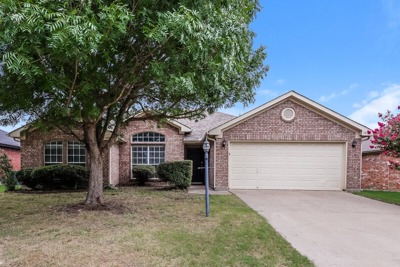 2,285/Mo, 1012 Cedar Ridge Ln Burleson, TX 76028 External View