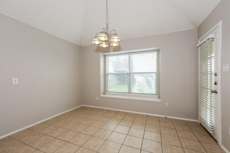 2,285/Mo, 1012 Cedar Ridge Ln Burleson, TX 76028 Breakfast Nook View
