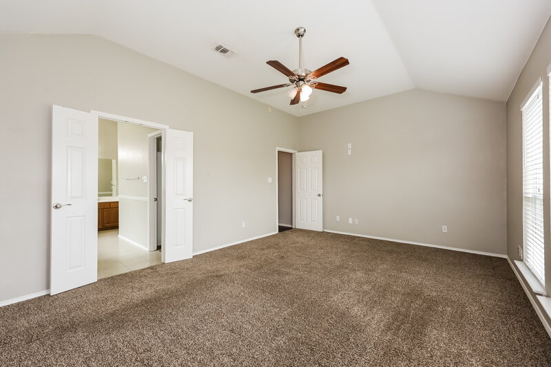 2,285/Mo, 1012 Cedar Ridge Ln Burleson, TX 76028 Main Bedroom View 2