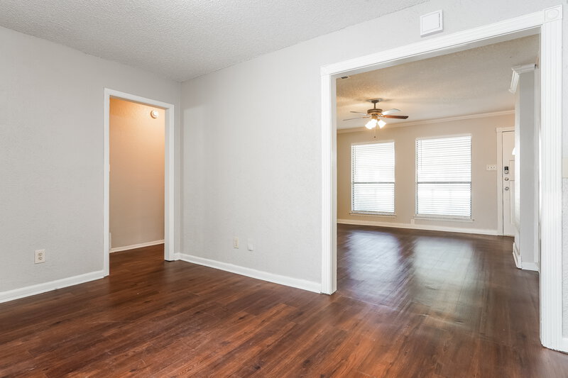 2,390/Mo, 5108 Parliament Dr Arlington, TX 76017 Dining Room View