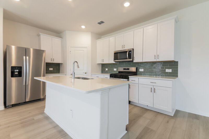 2,300/Mo, 801 Dotty Dr McKinney, TX 75071 Kitchen View