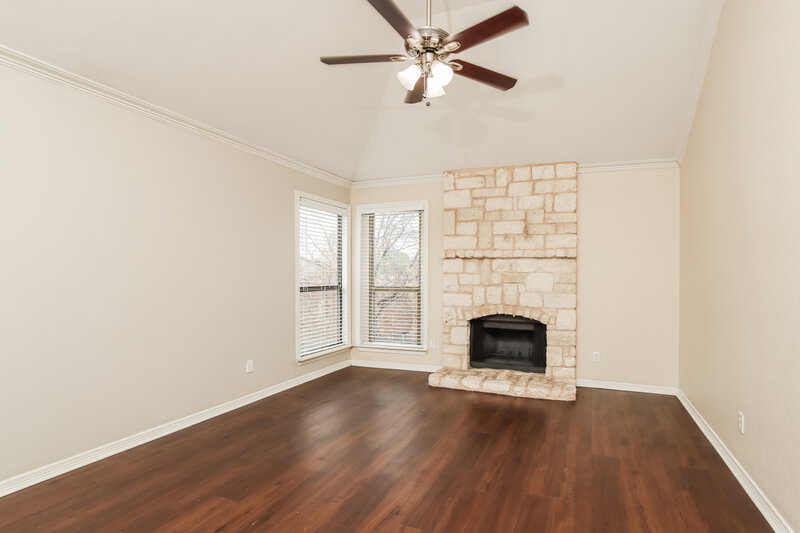 2,610/Mo, 1310 Jasmine Dr Lewisville, TX 75077 Living Room View