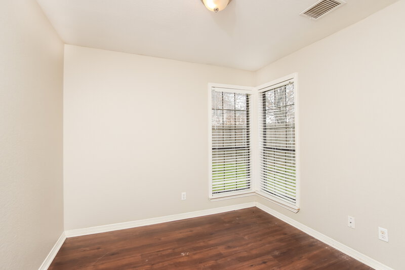 2,610/Mo, 1310 Jasmine Dr Lewisville, TX 75077 Bedroom View 2